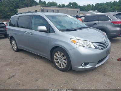 2016 Toyota Sienna