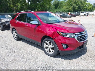 2GNAXMEV9J6****** 2018 Chevrolet Equinox