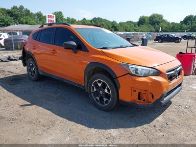 JF2GTAAC8JH****** 2018 Subaru Crosstrek