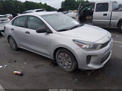 3KPA24AB6JE****** 2018 Kia Rio