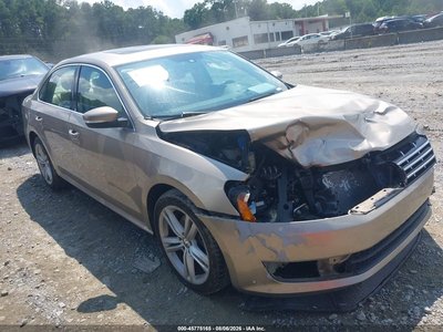 1VWBV7A37FC****** 2015 Volkswagen Passat