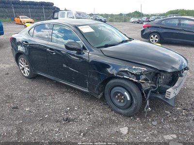 JTHCF5C21B5****** 2011 Lexus IS