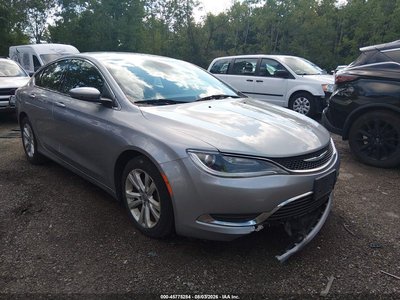 1C3CCCAB5FN****** 2015 Chrysler 200