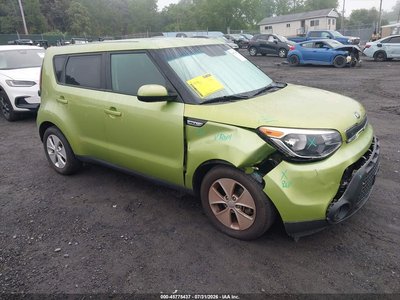 KNDJN2A21G7****** 2016 Kia Soul