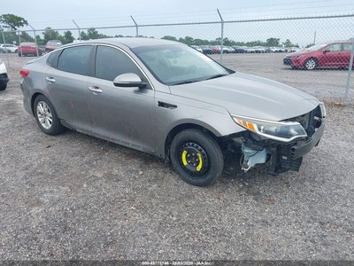 5XXGT4L38HG****** 2017 Kia Optima