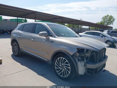 2LMPJ6L93KB****** 2019 Lincoln Nautilus