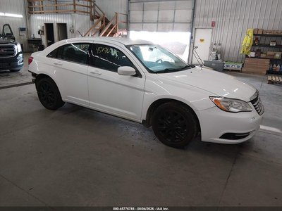 1C3CCBAG7EN****** 2014 Chrysler 200