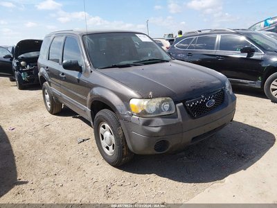 1FMYU02Z67K****** 2007 Ford Escape