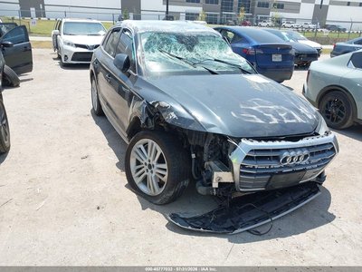 WA1CNAFY9K2****** 2019 Audi Q5