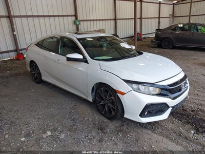 2HGFC1E53JH****** 2018 Honda Civic