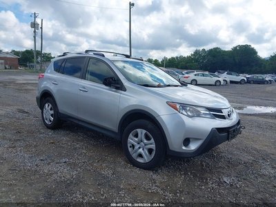 JTMZFREV9FJ****** 2015 Toyota RAV4