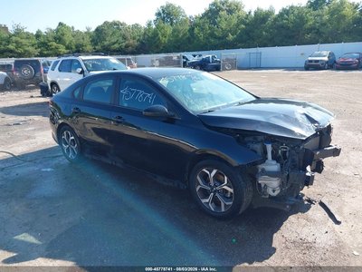 3KPF24AD0KE****** 2019 Kia Forte