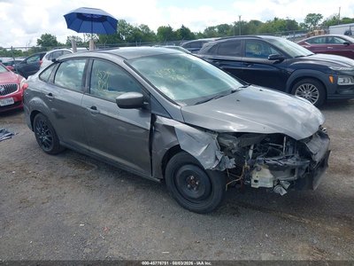 1FAHP3F22CL****** 2012 Ford Focus