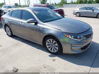 5XXGU4L34HG****** 2017 Kia Optima
