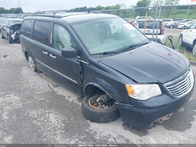 2C4RC1BG2ER****** 2014 Chrysler Town & Country