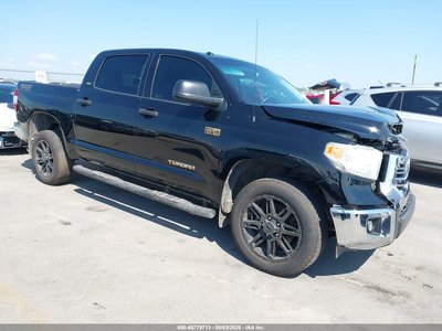 5TFDW5F10HX****** 2017 Toyota Tundra