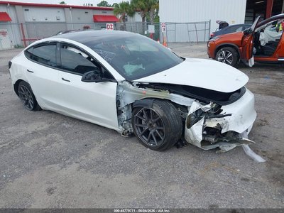 5YJ3E1EB1NF****** 2022 Tesla Model 3