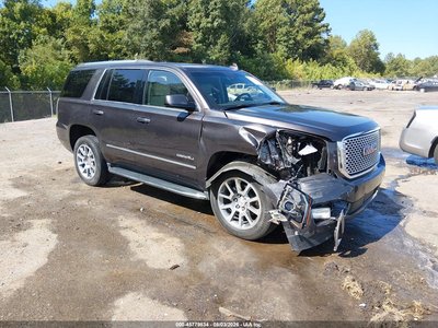 1GKS1CKJ7HR****** 2017 GMC Yukon