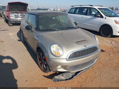 WMWMF7C59AT****** 2010 MINI Cooper