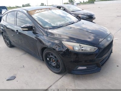1FADP3L99GL****** 2016 Ford Focus St