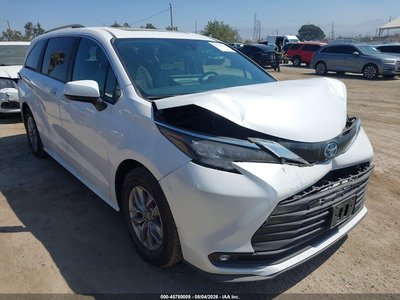 2025 Toyota Sienna