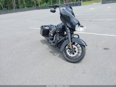 2018 Harley-Davidson Street Glide Special