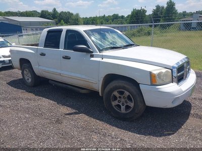 1D7HE48N65S****** 2005 Dodge Dakota