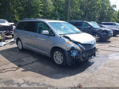 2013 Toyota Sienna