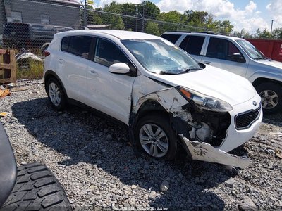 KNDPMCACXK7****** 2019 Kia Sportage