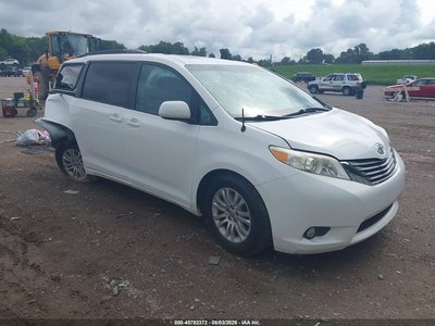 2014 Toyota Sienna