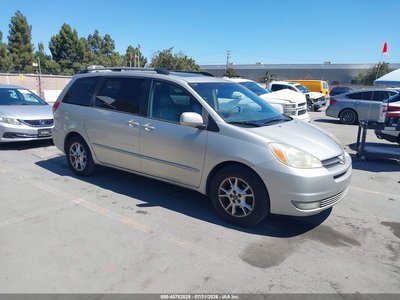2005 Toyota Sienna