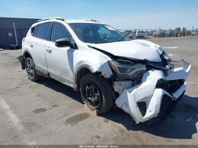 2T3BFREV4JW****** 2018 Toyota RAV4