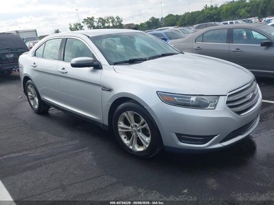 2016 Ford Taurus