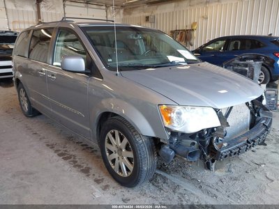 2C4RC1BGXFR****** 2015 Chrysler Town & Country