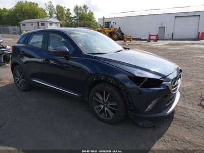 JM1DKFD71H0****** 2017 Mazda CX-3