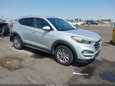 KM8J33A41HU****** 2017 Hyundai Tucson