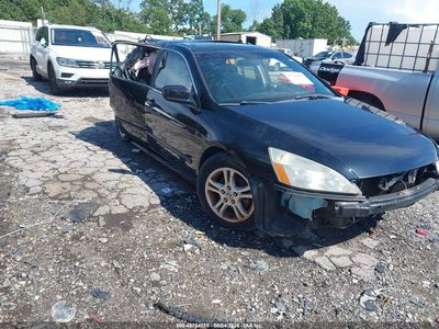 1HGCM56867A****** 2007 Honda Accord