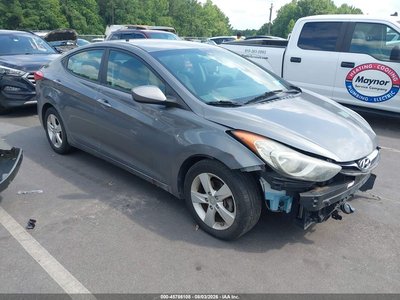5NPDH4AE3DH****** 2013 Hyundai Elantra