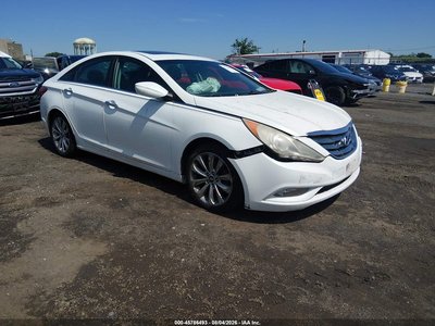 5NPEC4AC2DH****** 2013 Hyundai Sonata