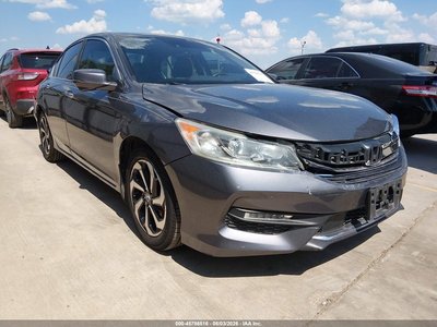 1HGCR2F91HA****** 2017 Honda Accord