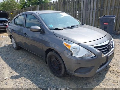2016 Nissan Versa
