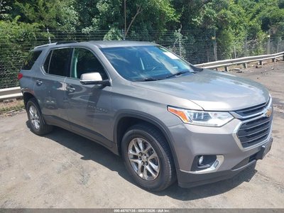 1GNERGKW3JJ****** 2018 Chevrolet Traverse