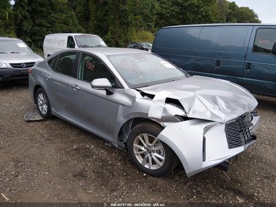 4T1DAACK7TU****** 2026 Toyota Camry Hybrid