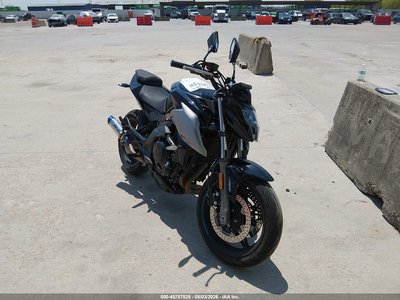 LCEPEVLB0N6****** 2022 CF Moto CF650