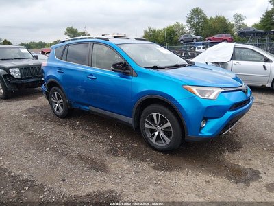 JTMWFREV2JJ****** 2018 Toyota RAV4