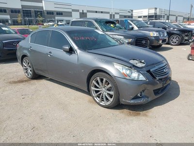 2015 Infiniti Q40