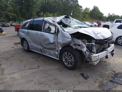 5TDYRKEC3MS****** 2021 Toyota Sienna