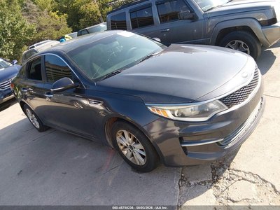 5XXGT4L3XHG****** 2017 Kia Optima