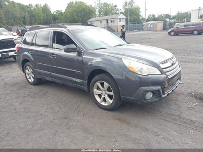 4S4BRBGC5D3****** 2013 Subaru Outback