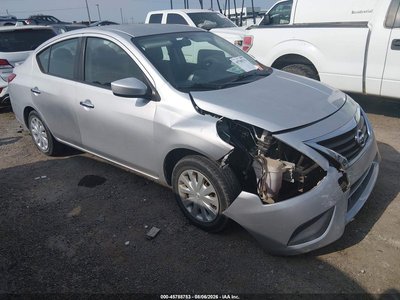 3N1CN7AP4HK****** 2017 Nissan Versa